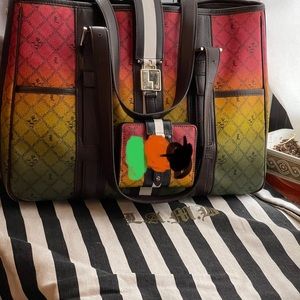 L.A.M.B. Rasta ombré grantham tote Gwen Stefani